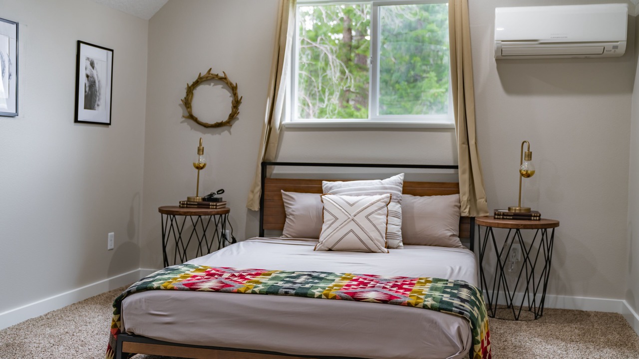 Photo of Bedroom in Troy