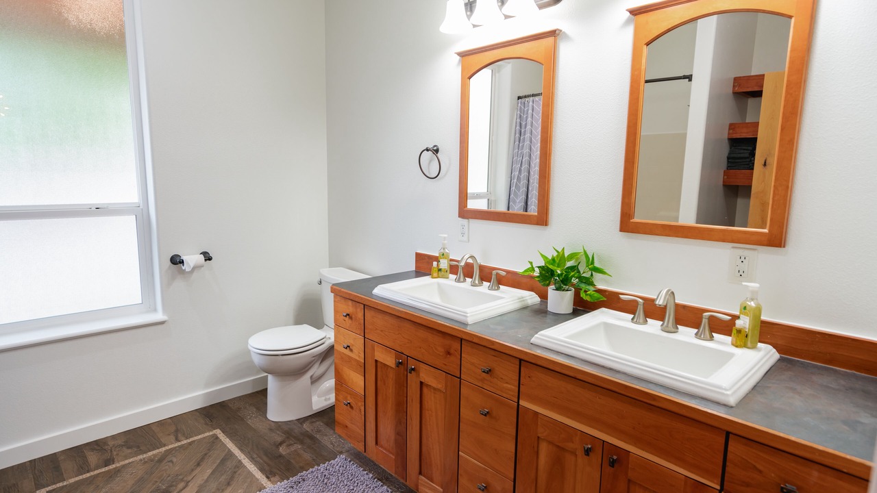 Photo of Bathroom in Troy