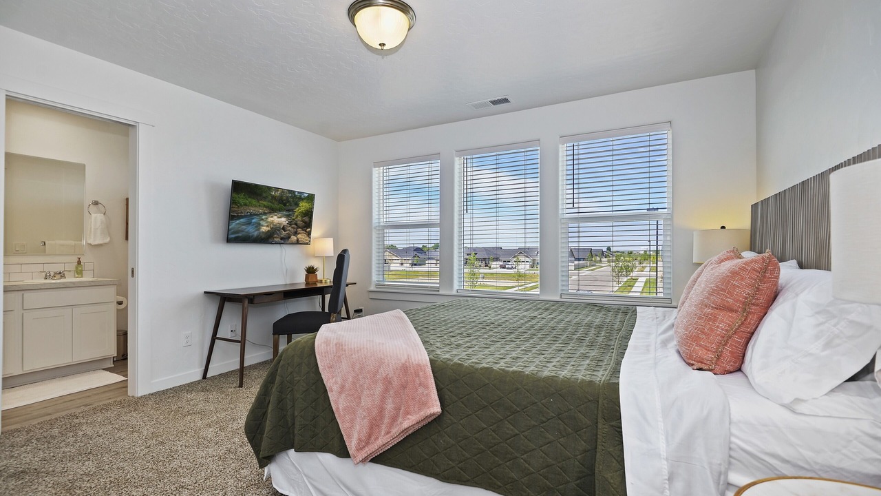 Photo of Bedroom in Nampa