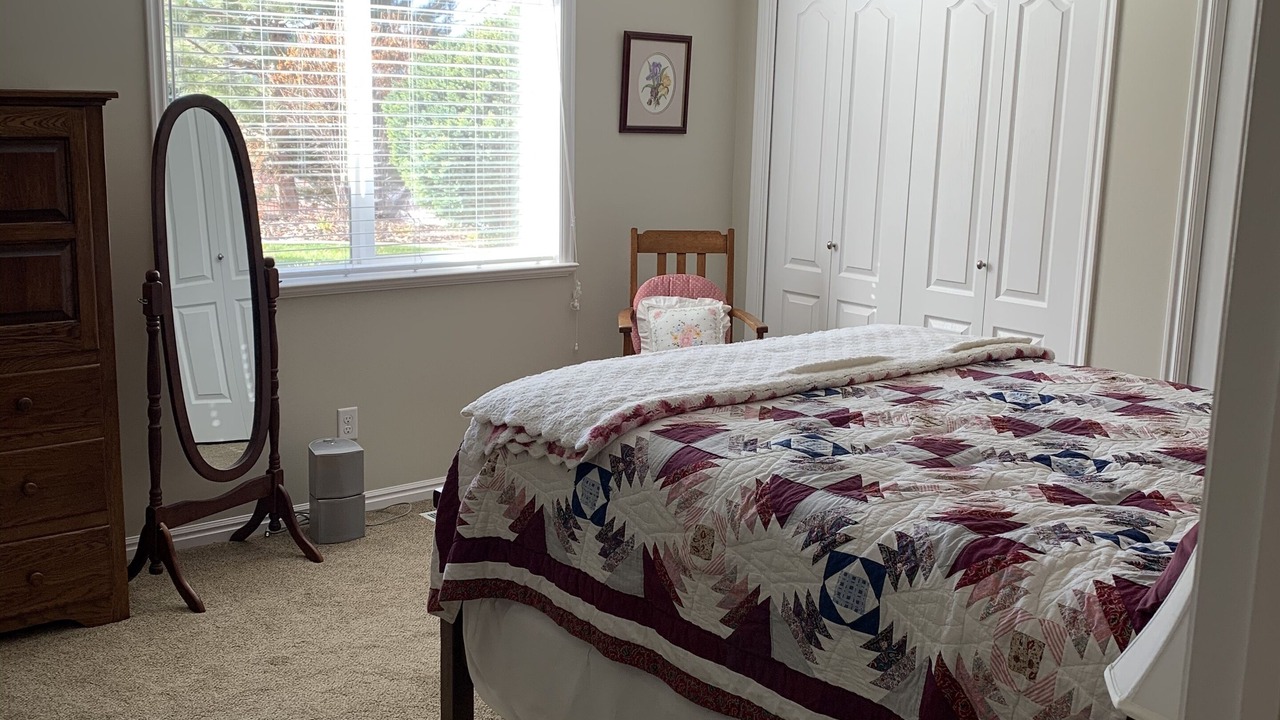 Photo of Bedroom in North Logan