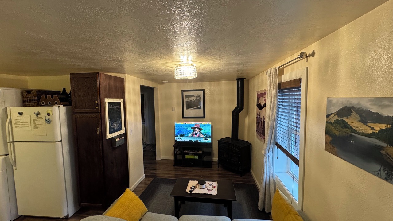 Photo of Livingroom in Southgate Triangle