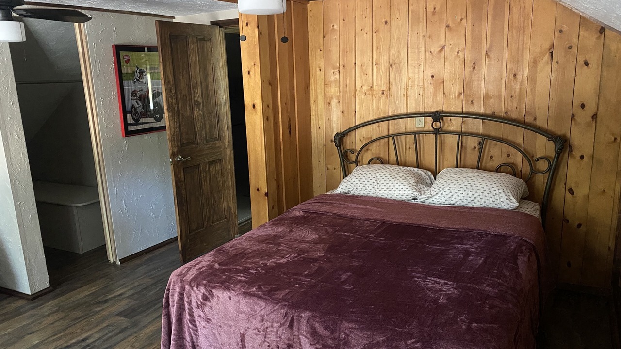 Photo of Bedroom in Missoula