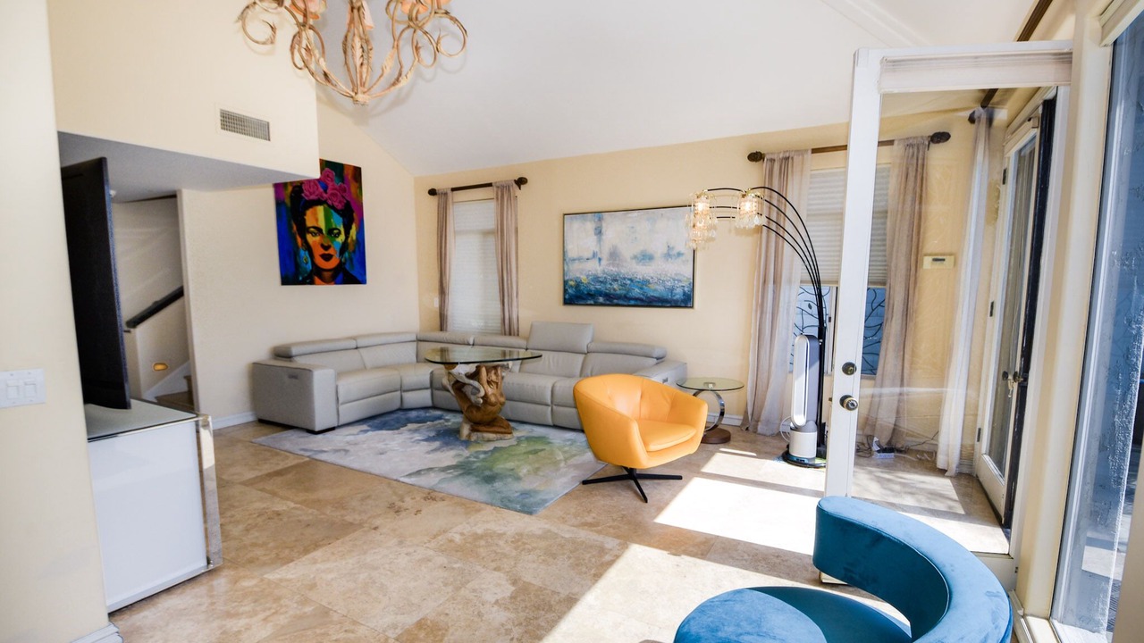 Photo of Livingroom in Coronado