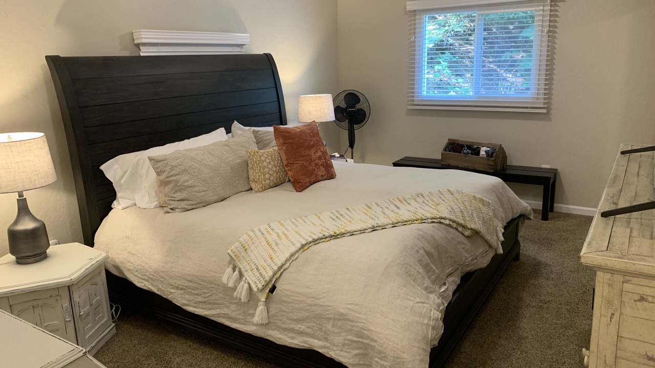 Photo of Bedroom in Wallace