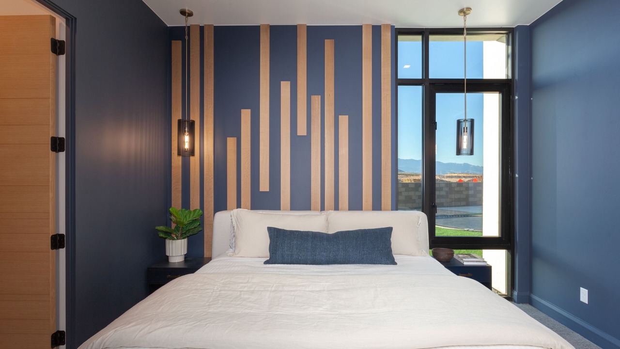 Photo of Bedroom in Hurricane