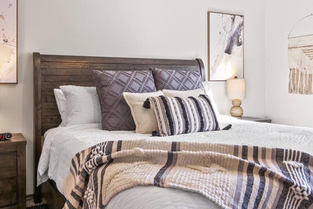 Photo of Bedroom in South Perry District