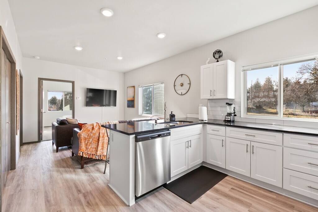 Photo of Kitchen in South Perry District