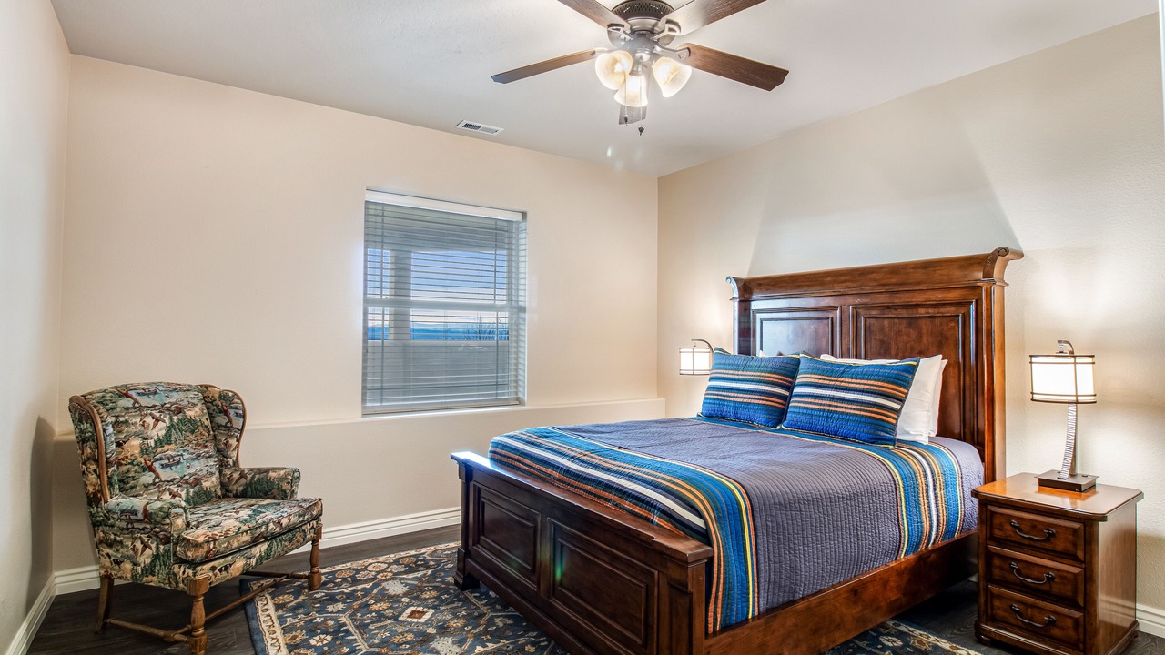 Photo of Bedroom in Canyon County