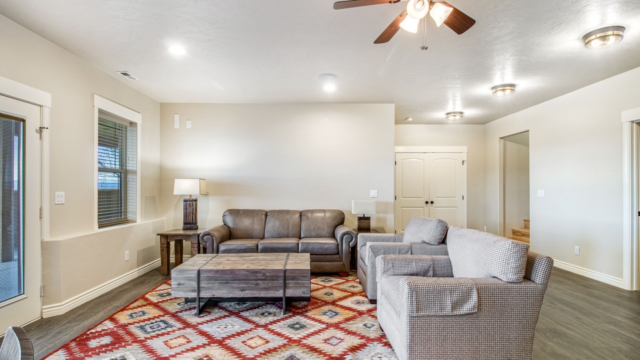 Photo of Livingroom in Canyon County