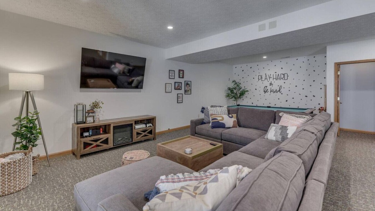 Photo of Livingroom in Gnaw Bone