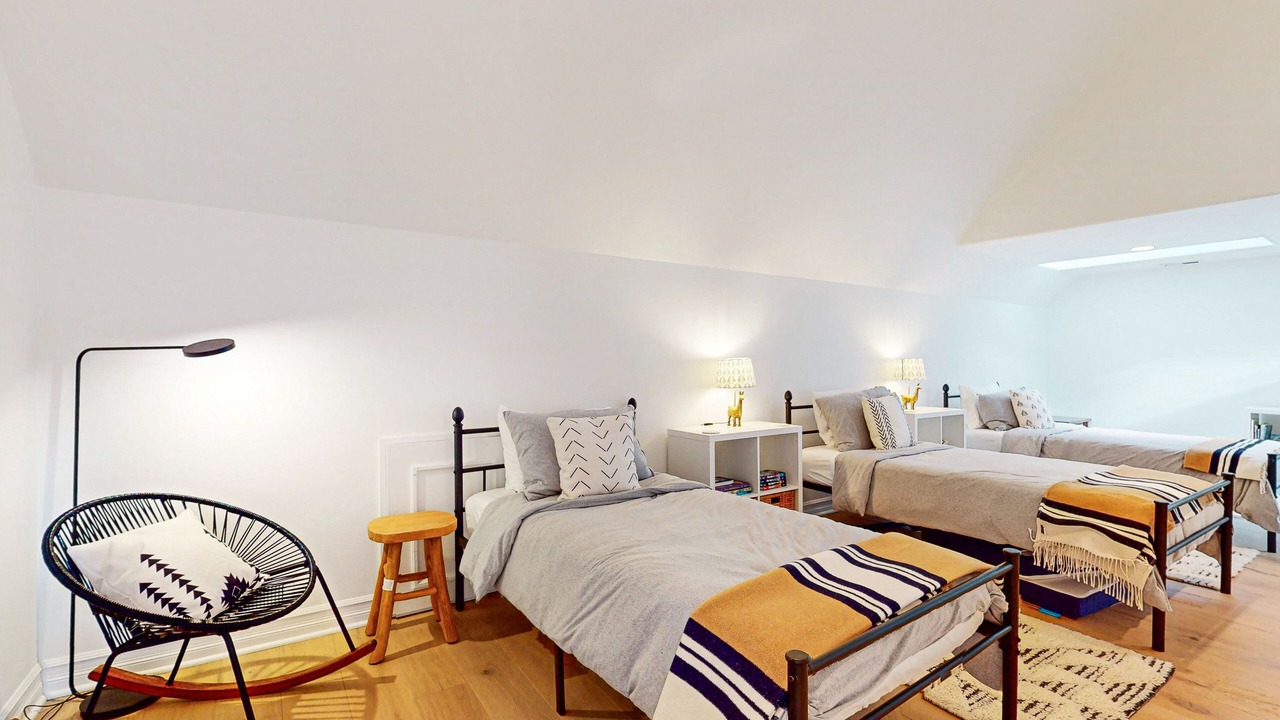 Photo of Bedroom in Clinton