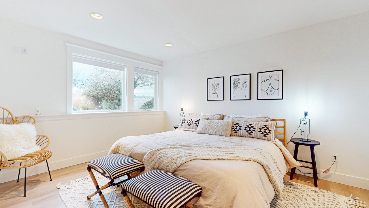 Photo of Bedroom in Clinton
