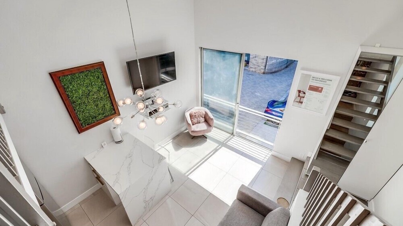Photo of Livingroom in Little Italy