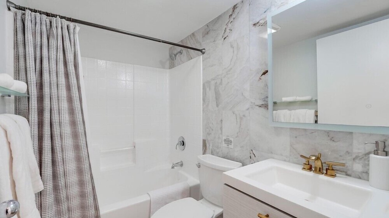 Photo of Bathroom in Little Italy