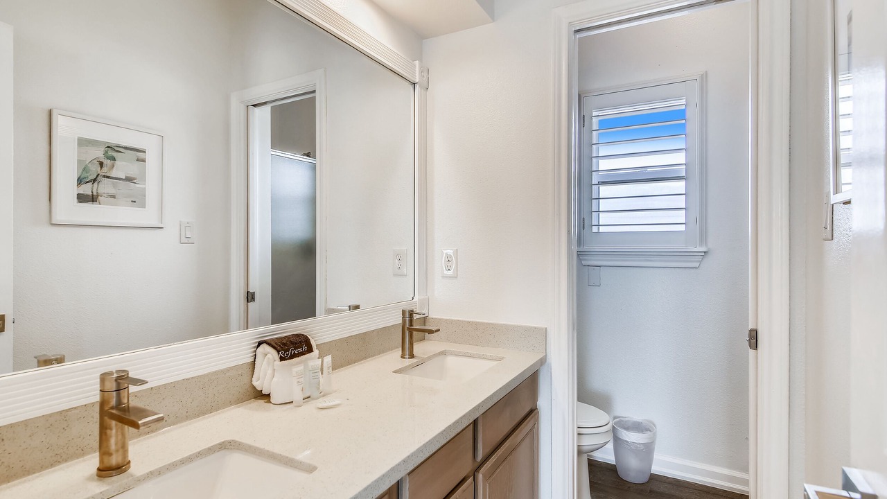 Photo of Bathroom in Sands Of Kahala Beach