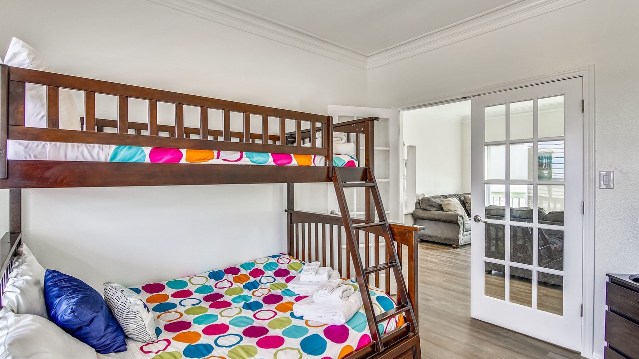 Photo of Bedroom in Sands Of Kahala Beach