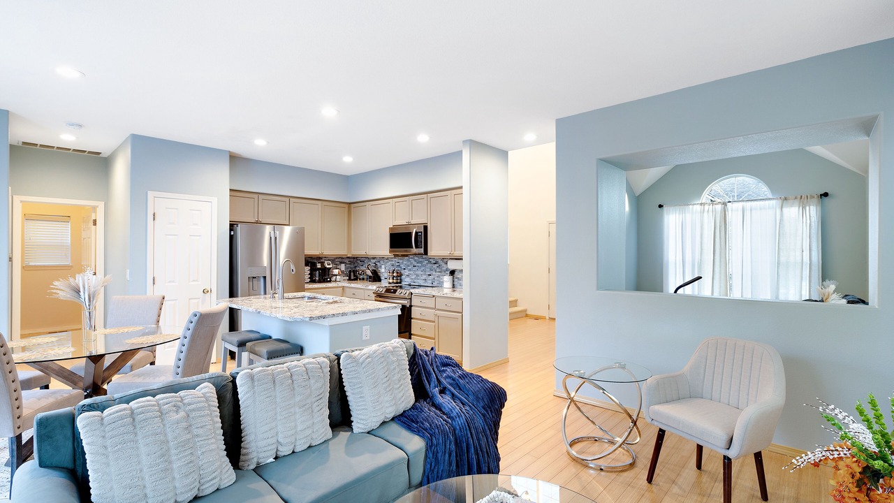 Photo of Livingroom in Rock Creek