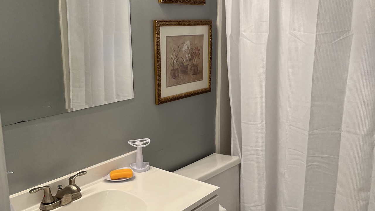 Photo of Bathroom in Dry Ridge