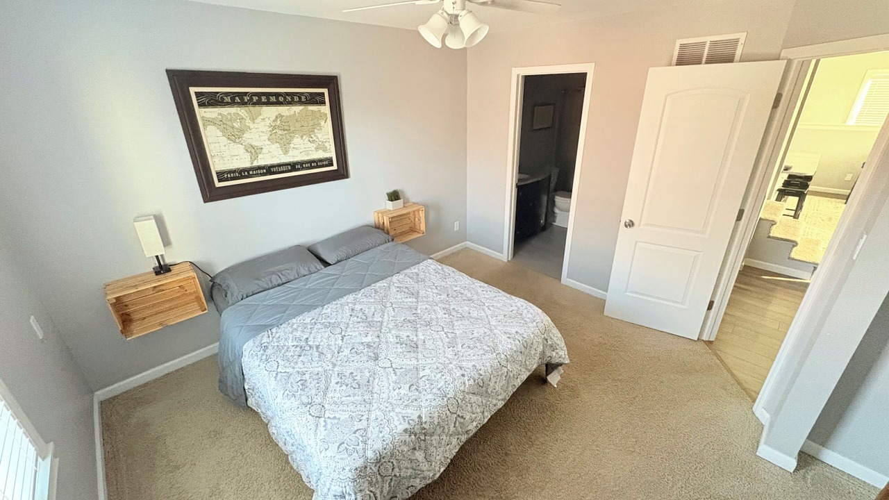 Photo of Bedroom in Chatham-Arch