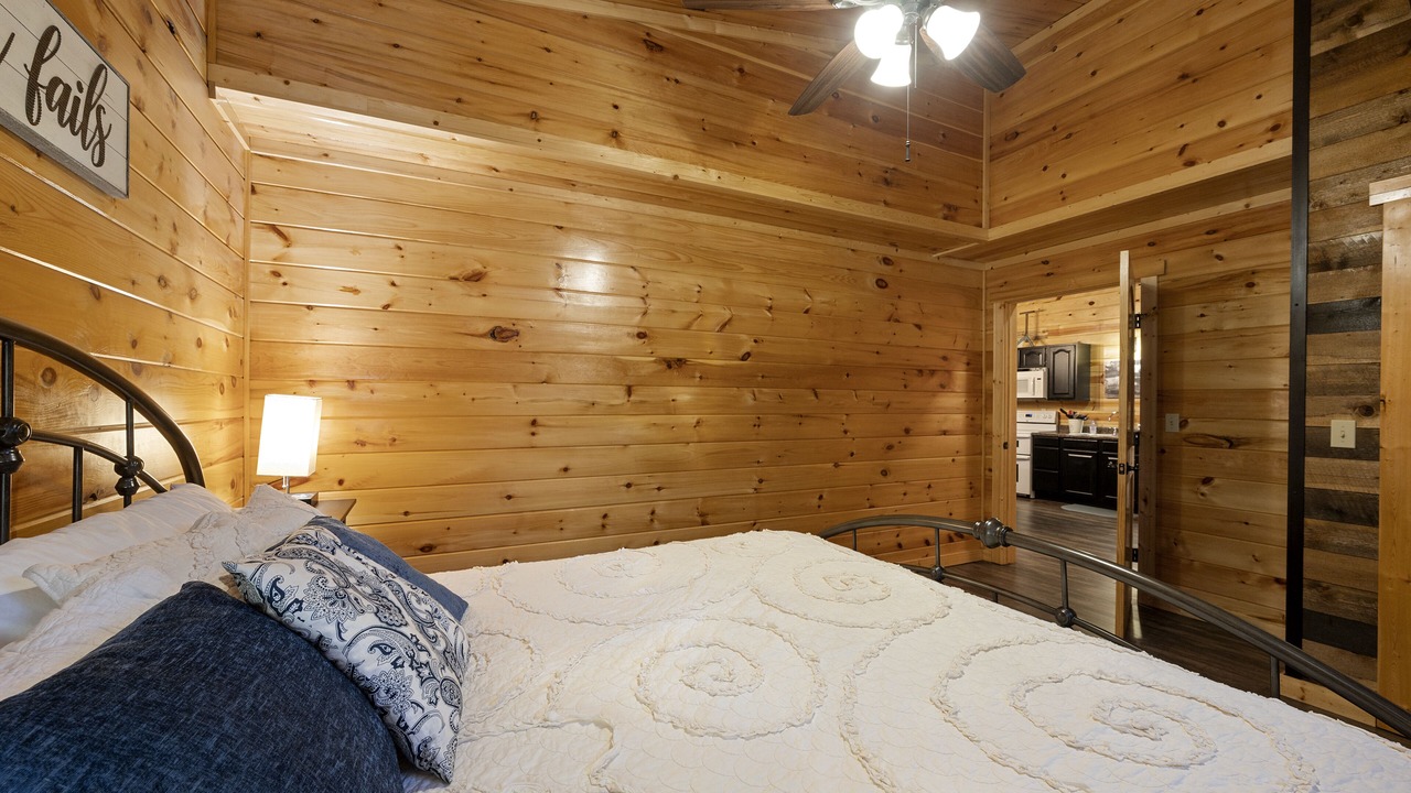 Photo of Bedroom in Broken Bow
