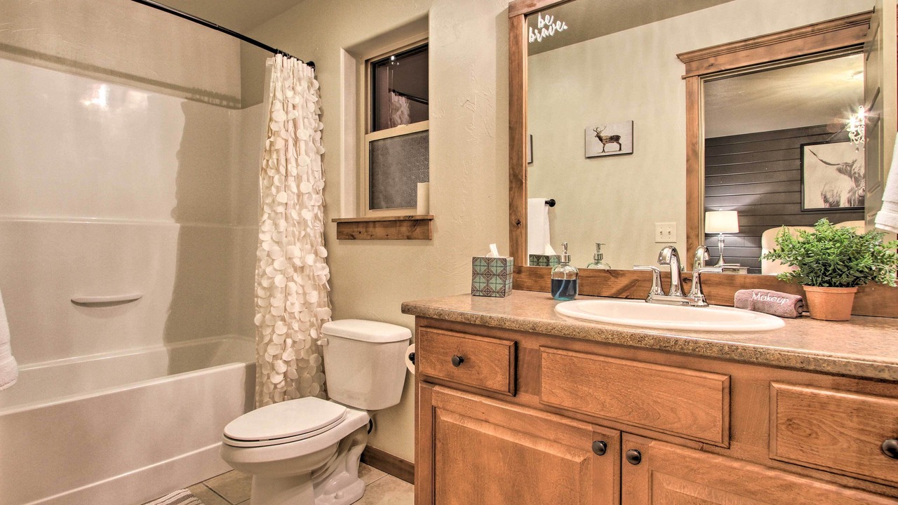 Photo of Bathroom in Four Corners