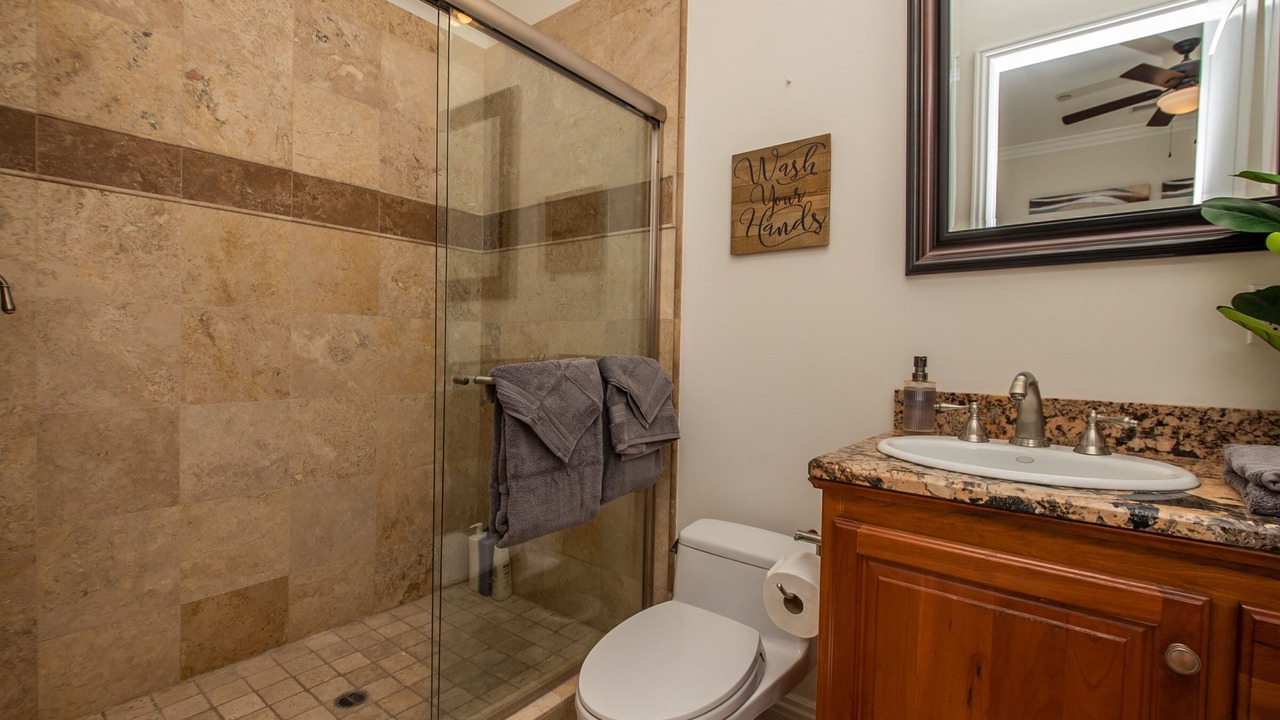 Photo of Bathroom in Vista