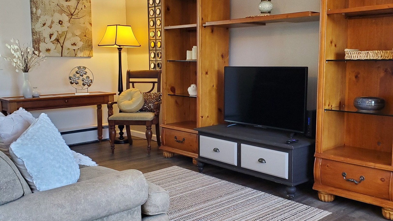 Photo of Livingroom in Osburn