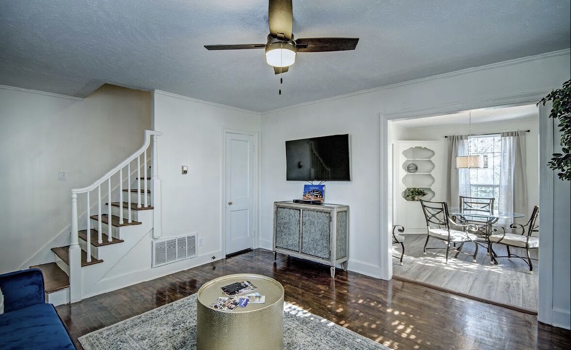 Photo of Livingroom in Fondren