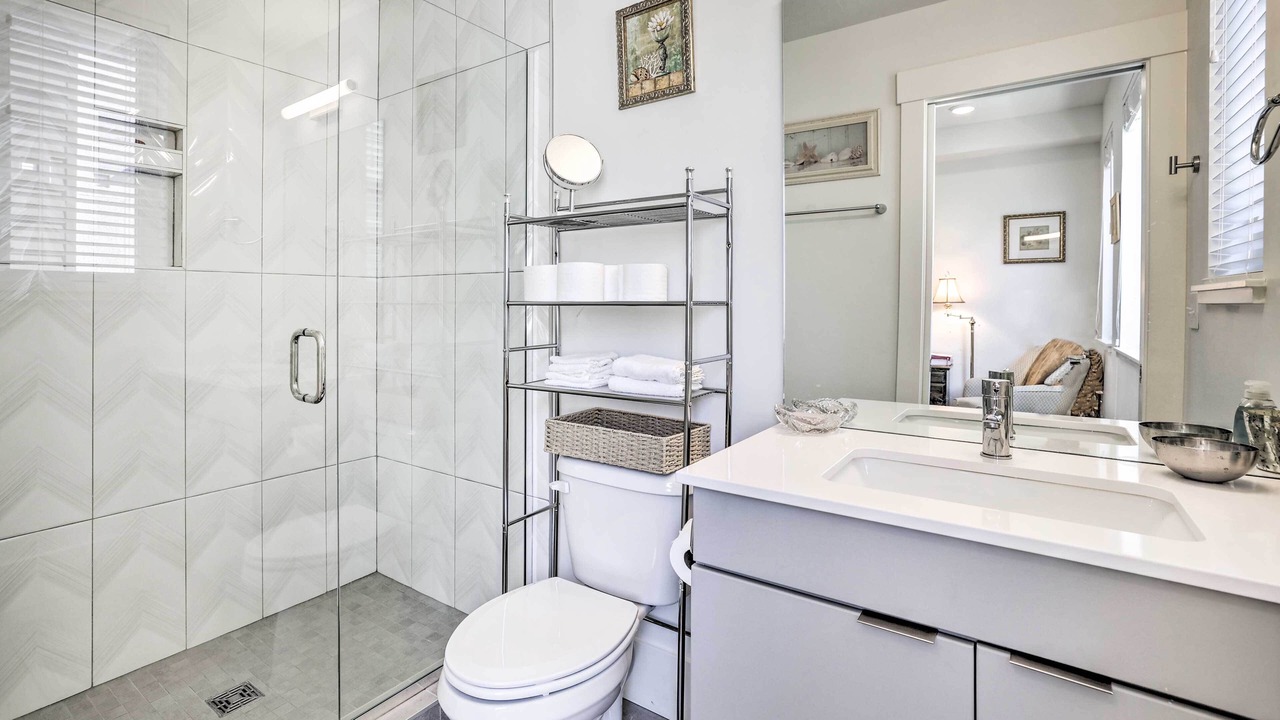 Photo of Bathroom in Veterans Park