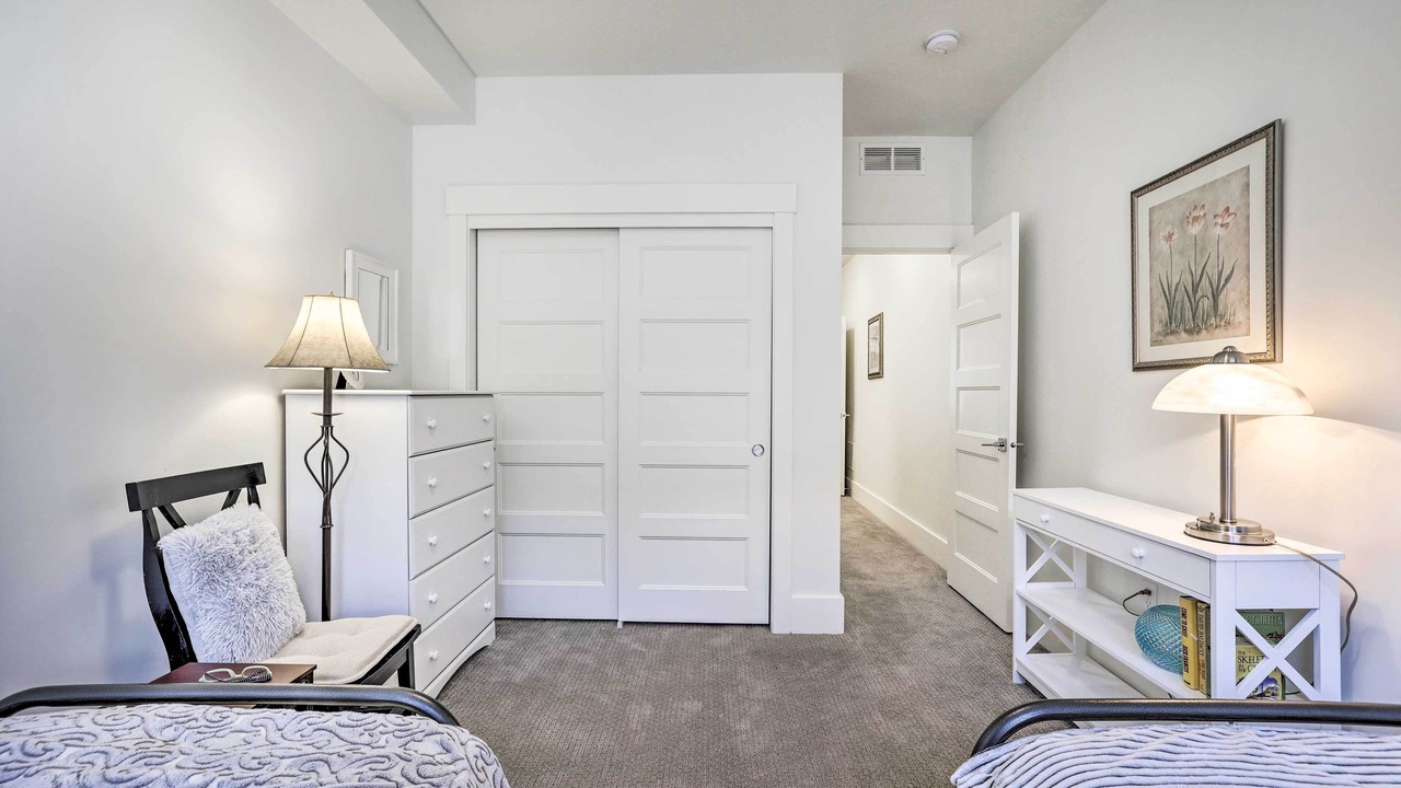 Photo of Bedroom in Veterans Park