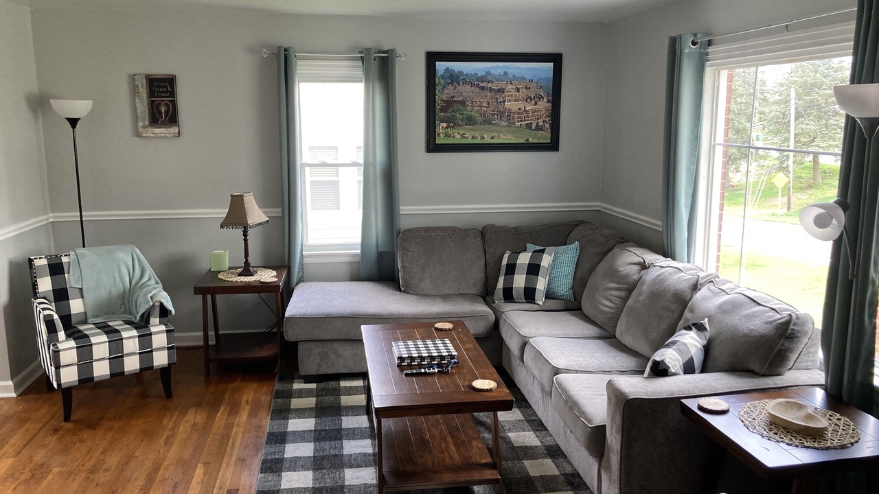Photo of Bedroom in Sugarcreek