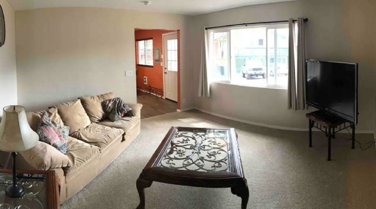 Photo of Livingroom in Bayview