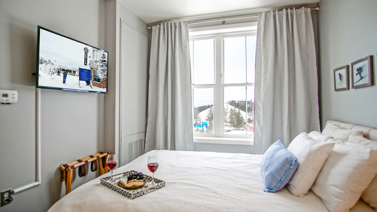 Photo of Bedroom in Snowshoe
