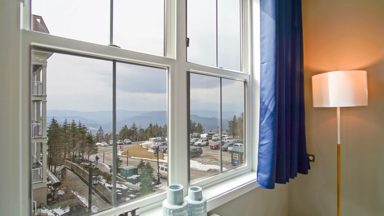 Photo of Bedroom in Snowshoe