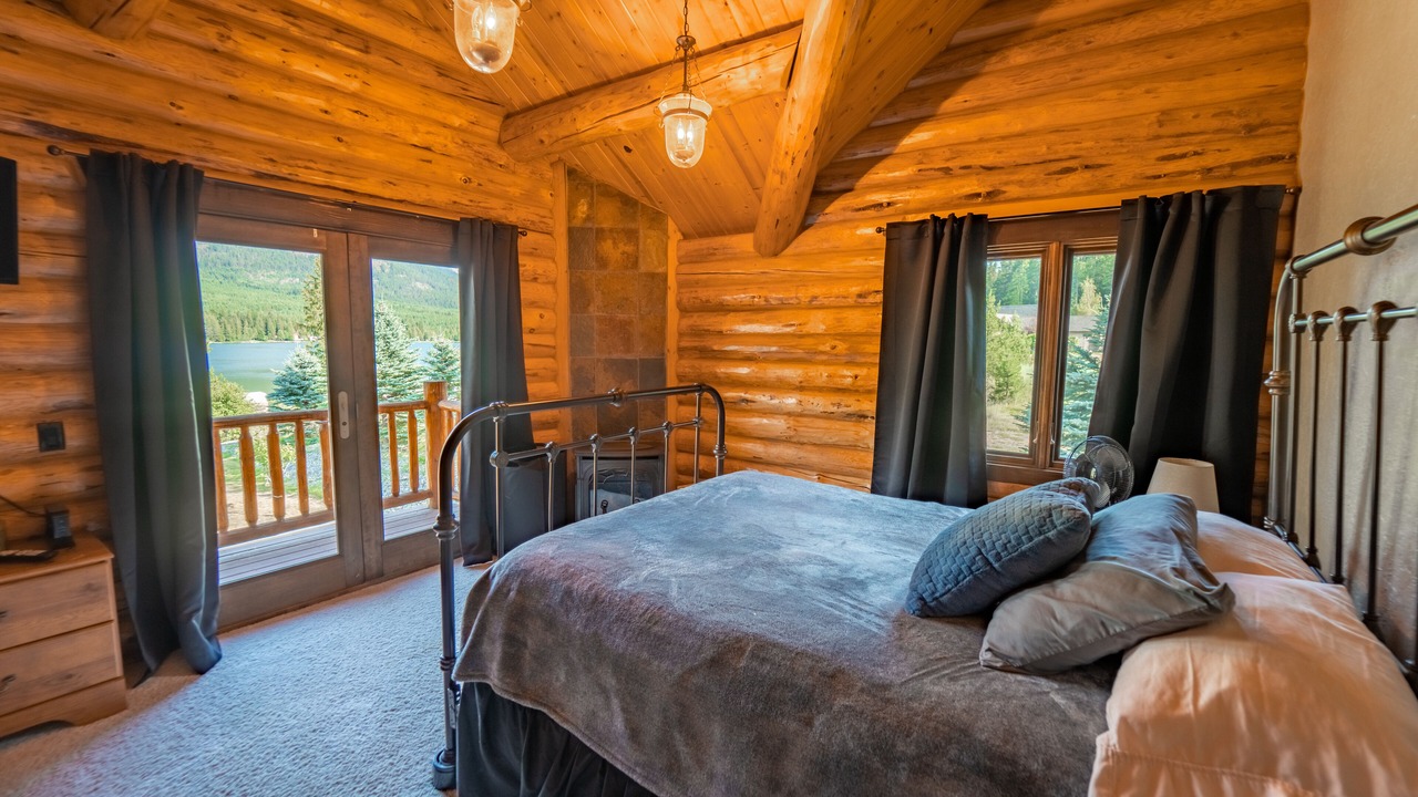 Photo of Bedroom in Troy