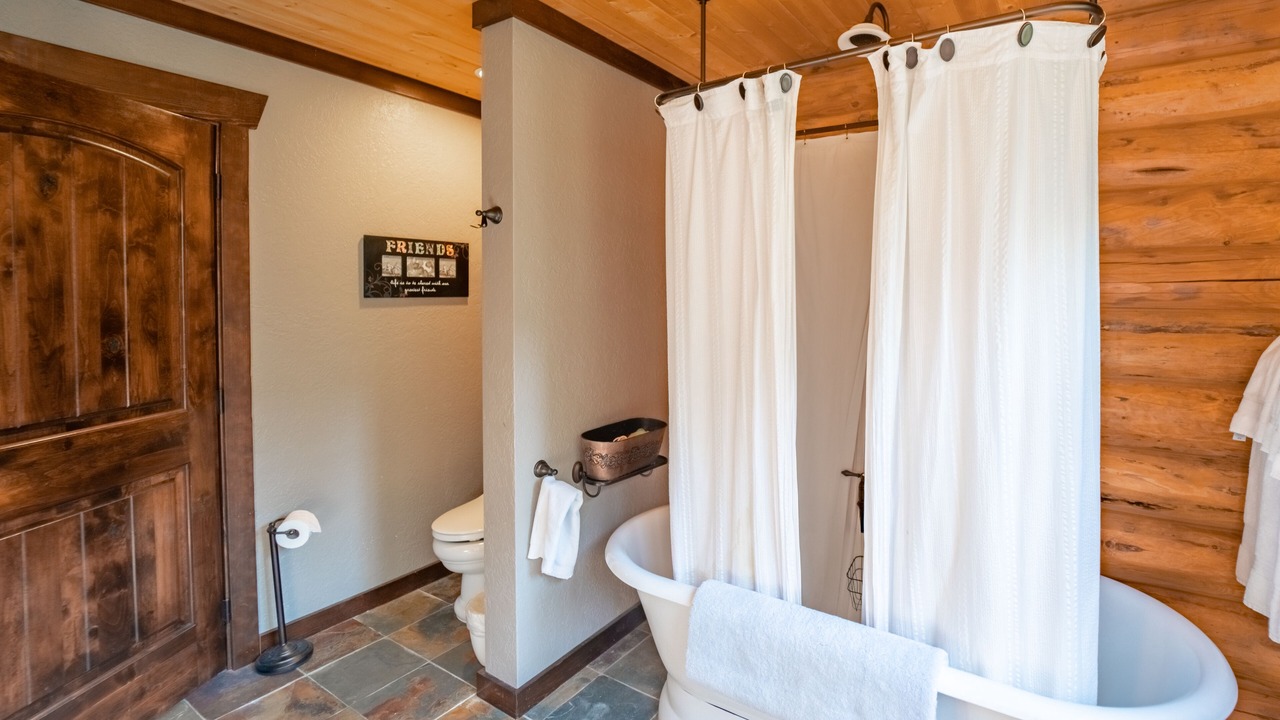 Photo of Bathroom in Troy