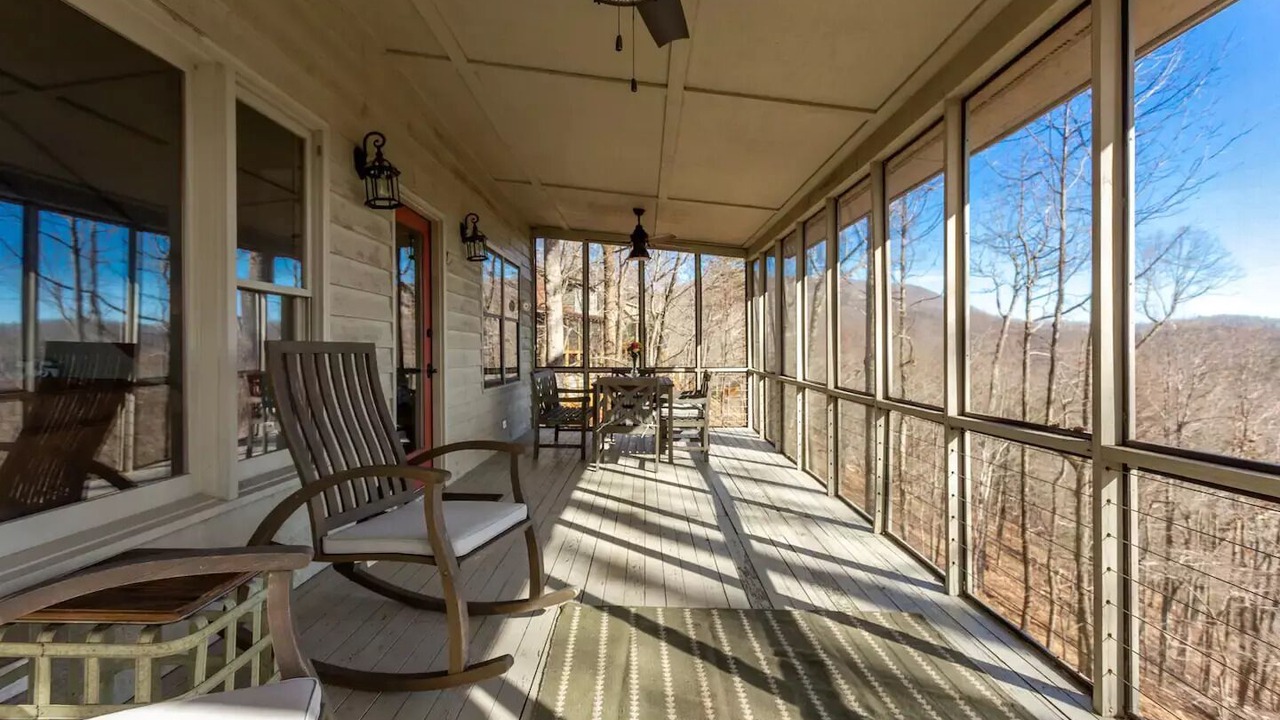 Photo of Patio Balcony in Walnut Mountain