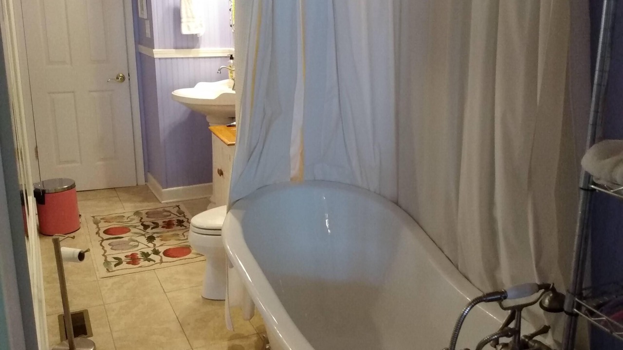Photo of Bathroom in Lake Waccamaw