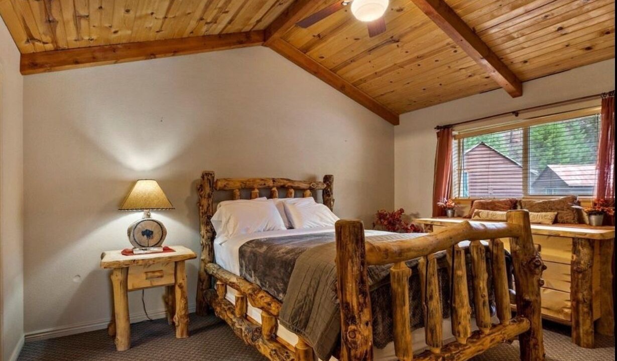 Photo of Bedroom in Lowman