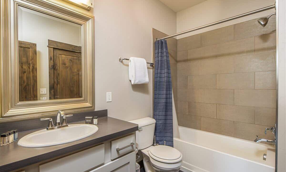Photo of Bathroom in Big Sky