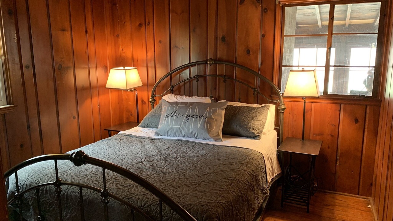 Photo of Bedroom in Mount Vernon
