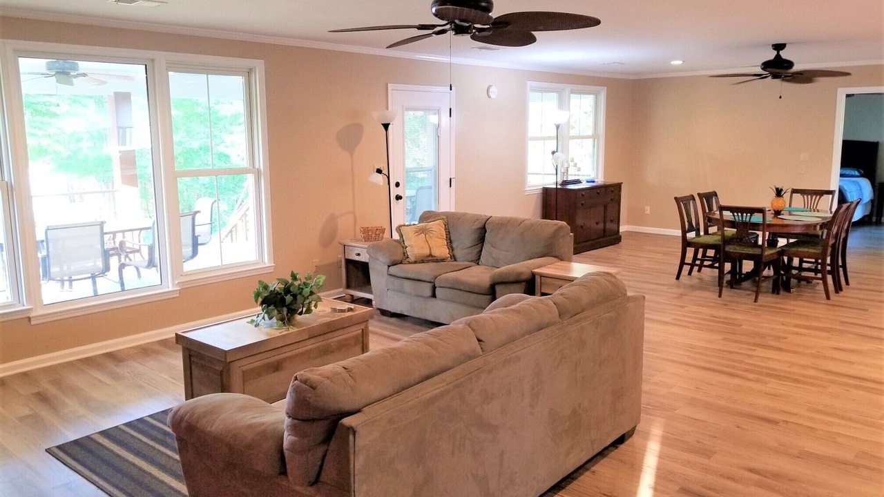 Photo of Livingroom in Eutawville