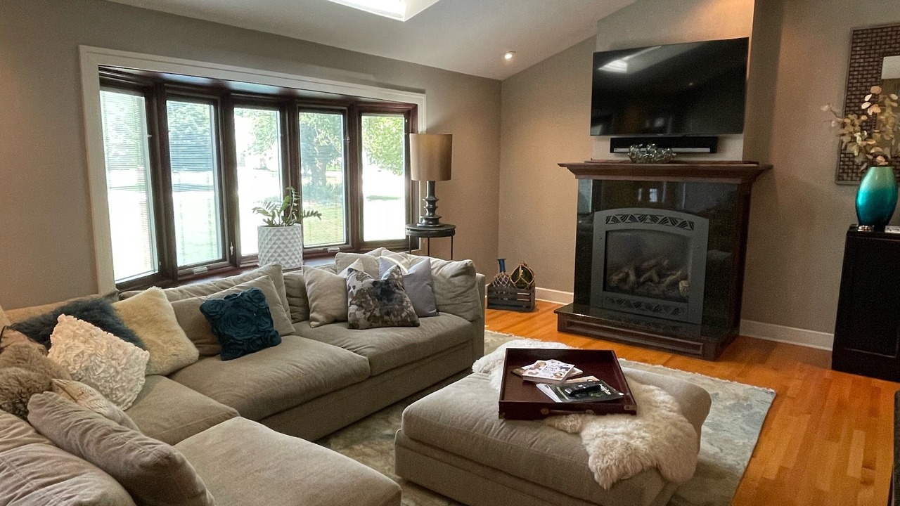 Photo of Livingroom in Westlake
