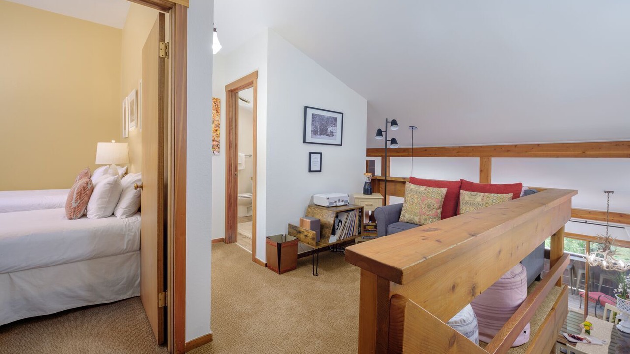 Photo of Bedroom in Teton Pines