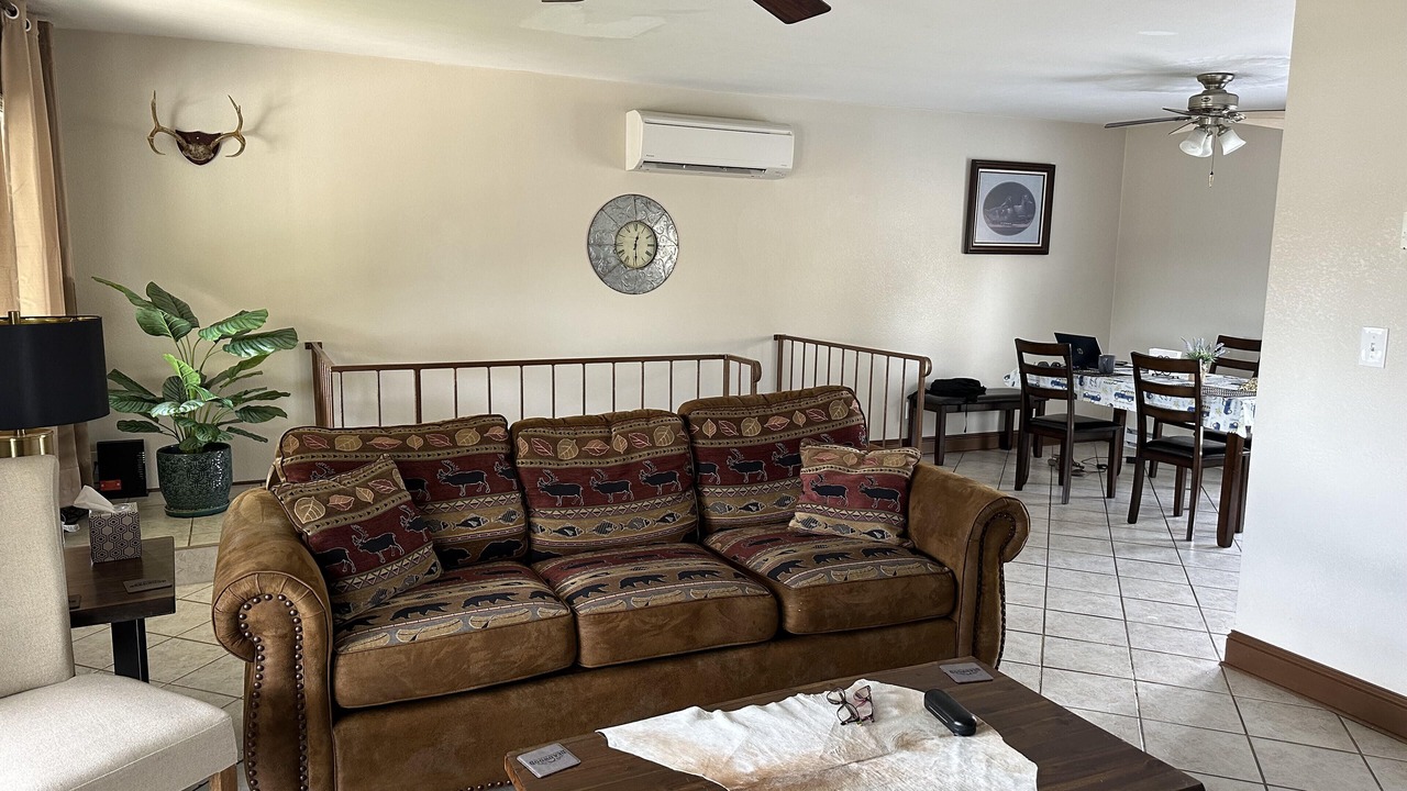 Photo of Livingroom in Pine Haven