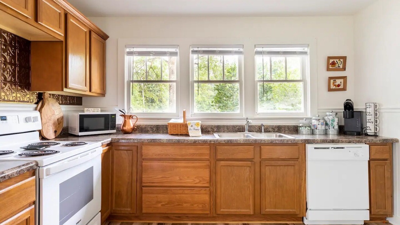 Photo of Kitchen in Stone County