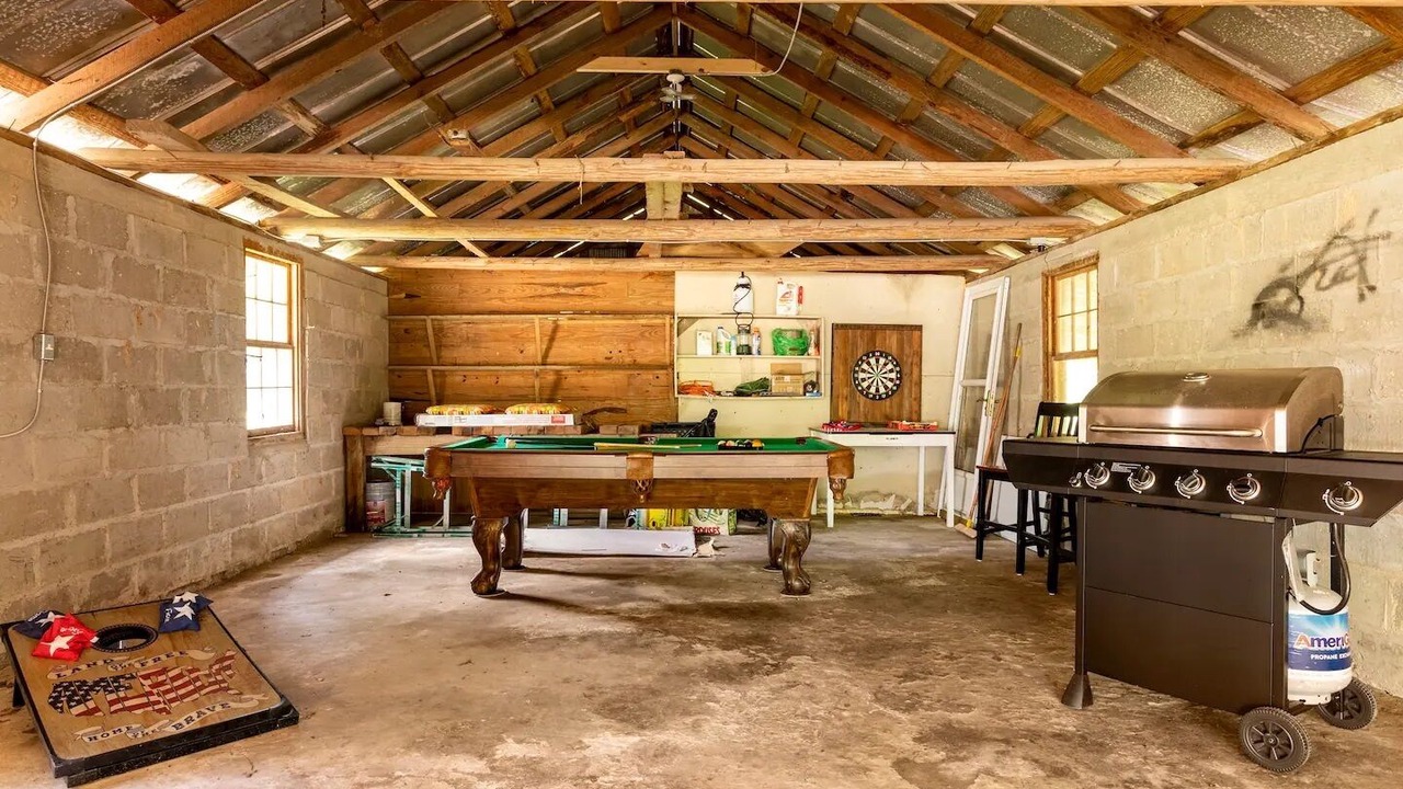 Photo of Bedroom in Stone County