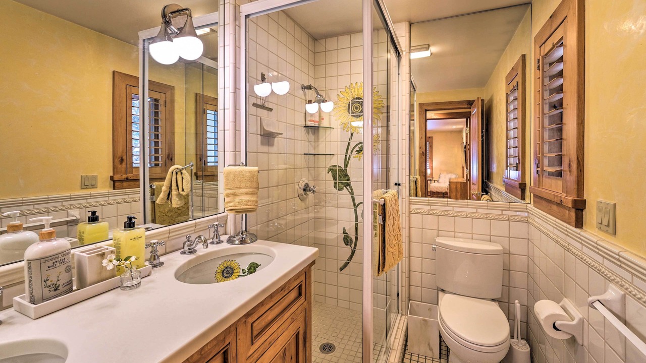 Photo of Bathroom in Weyyakin Ranch