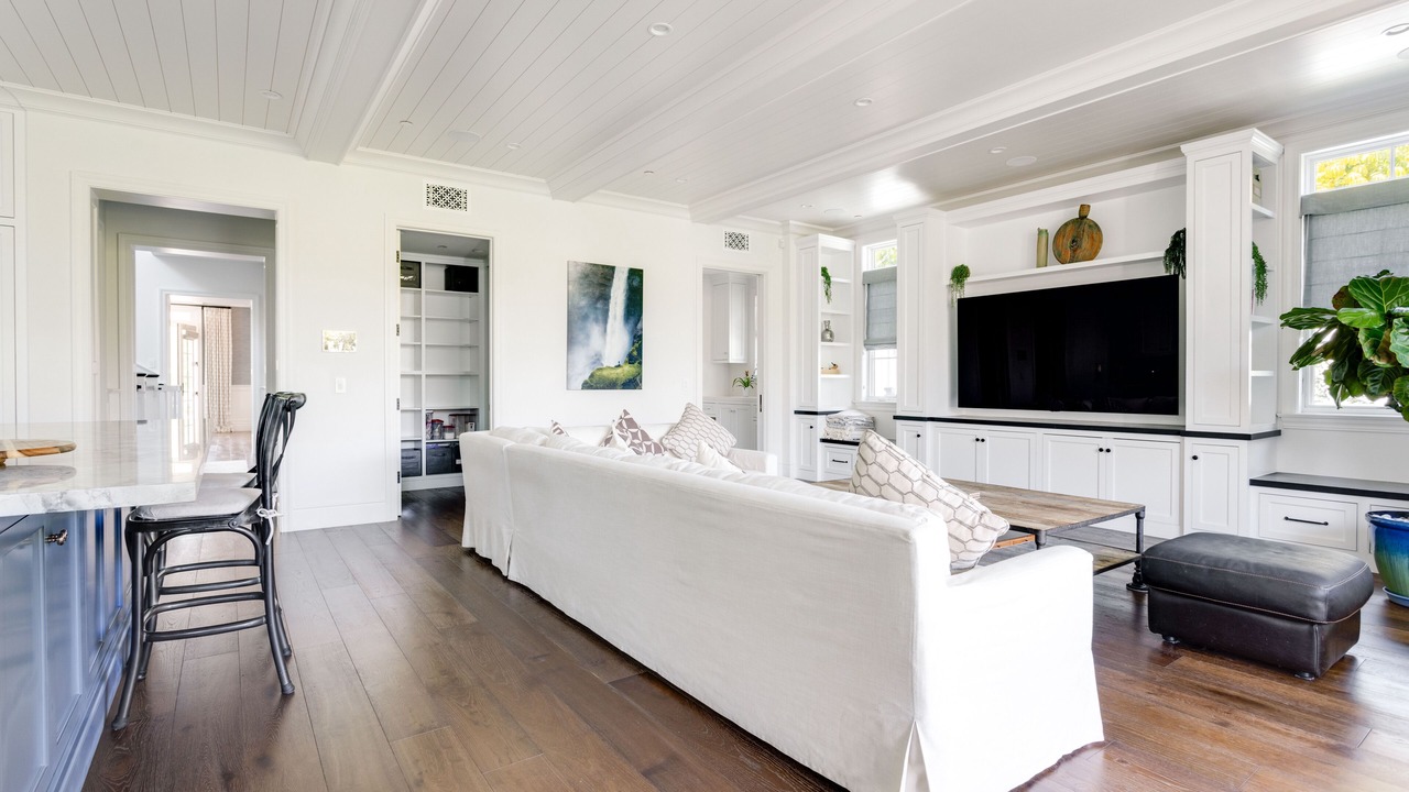 Photo of Bedroom in North of Wilshire