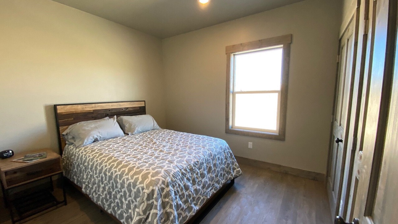 Photo of Bedroom in Shining Mountains